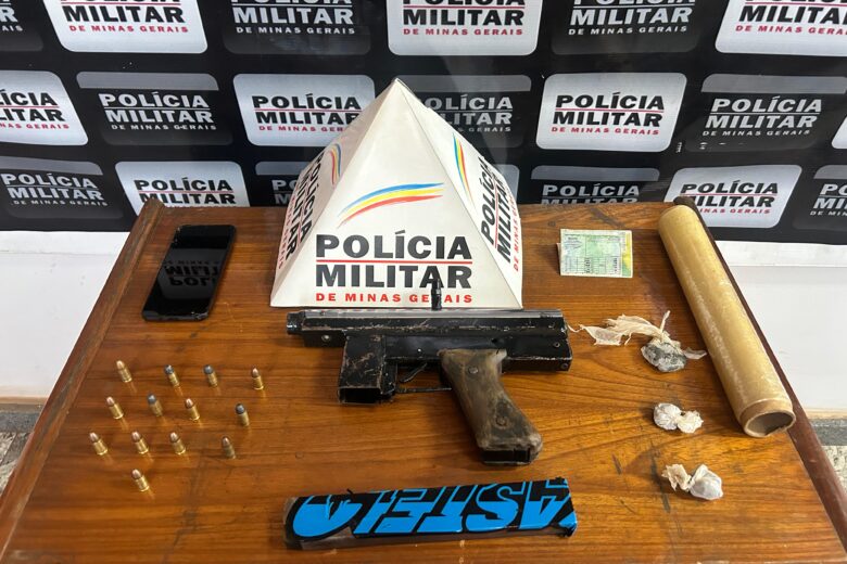 Polícia Militar prende homem por tráfico de drogas e apreende submetralhadora em Barão de Cocais