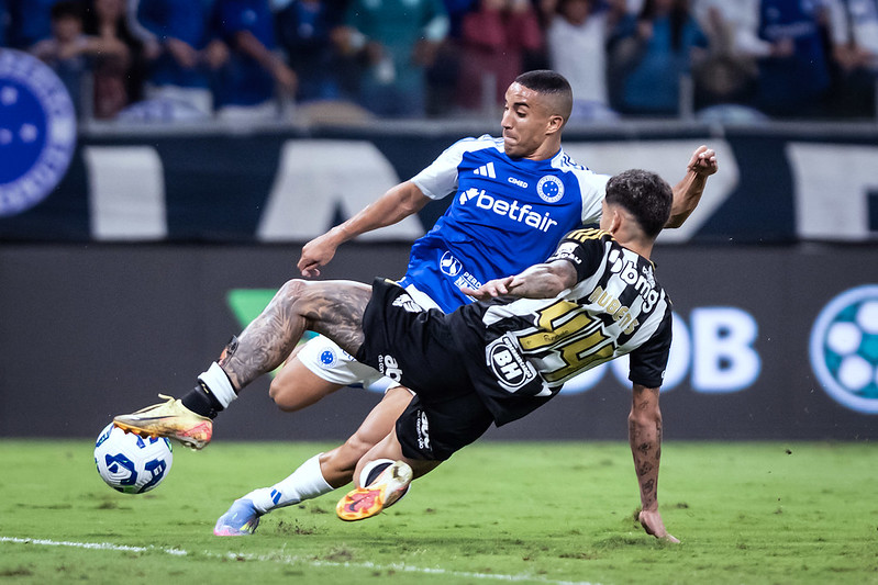 Com objetivos distintos, Atlético e Cruzeiro fazem o último clássico do ano na Arena MRV