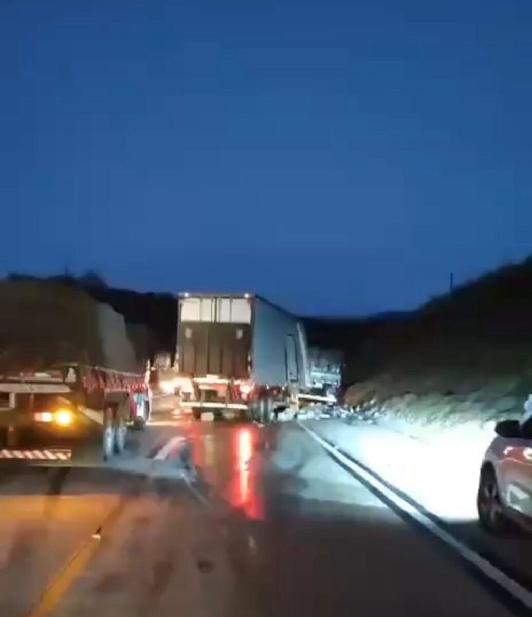 Atualização: PRF confirma duas mortes em engavetamento na BR-381, em Bom Jesus do Amparo