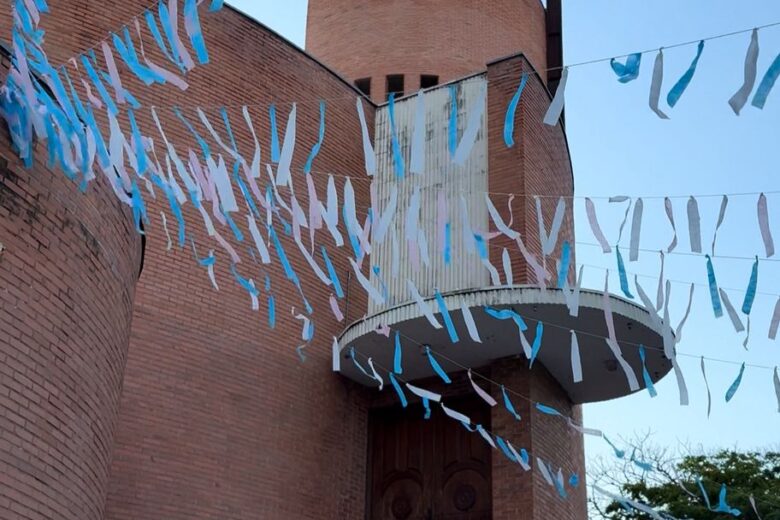 Procissão luminosa e missa solene encerram Festa do Rosário e os 177 anos de Itabira