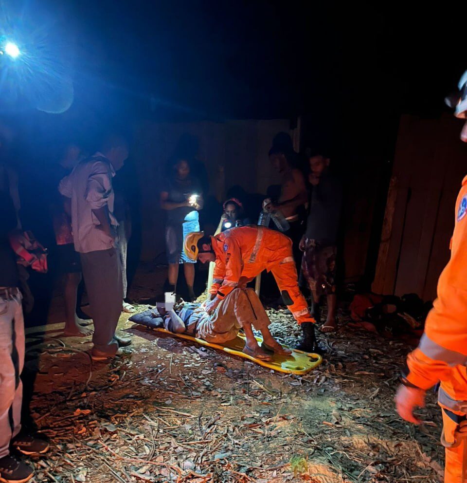 Idoso cai em cisterna de 8 metros e é resgatado por bombeiros, em Caetanópolis