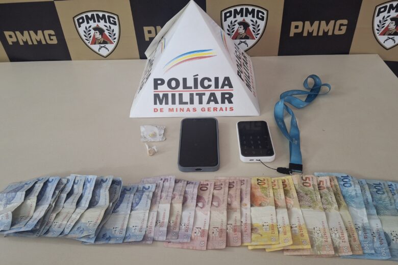 Polícia prende homem por tráfico e apreende drogas, em João Monlevade