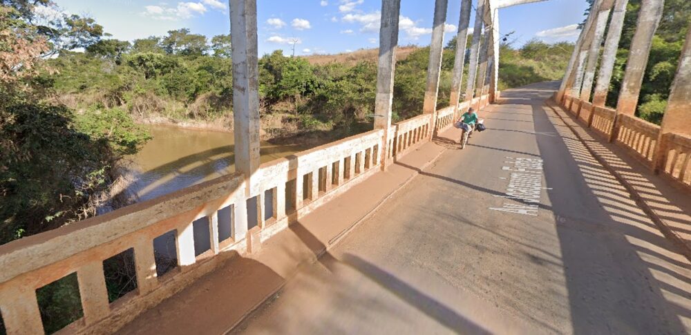 Mistério em Patos de Minas: ossadas e crânios humanos são encontrados dentro de saco no rio Paranaíba