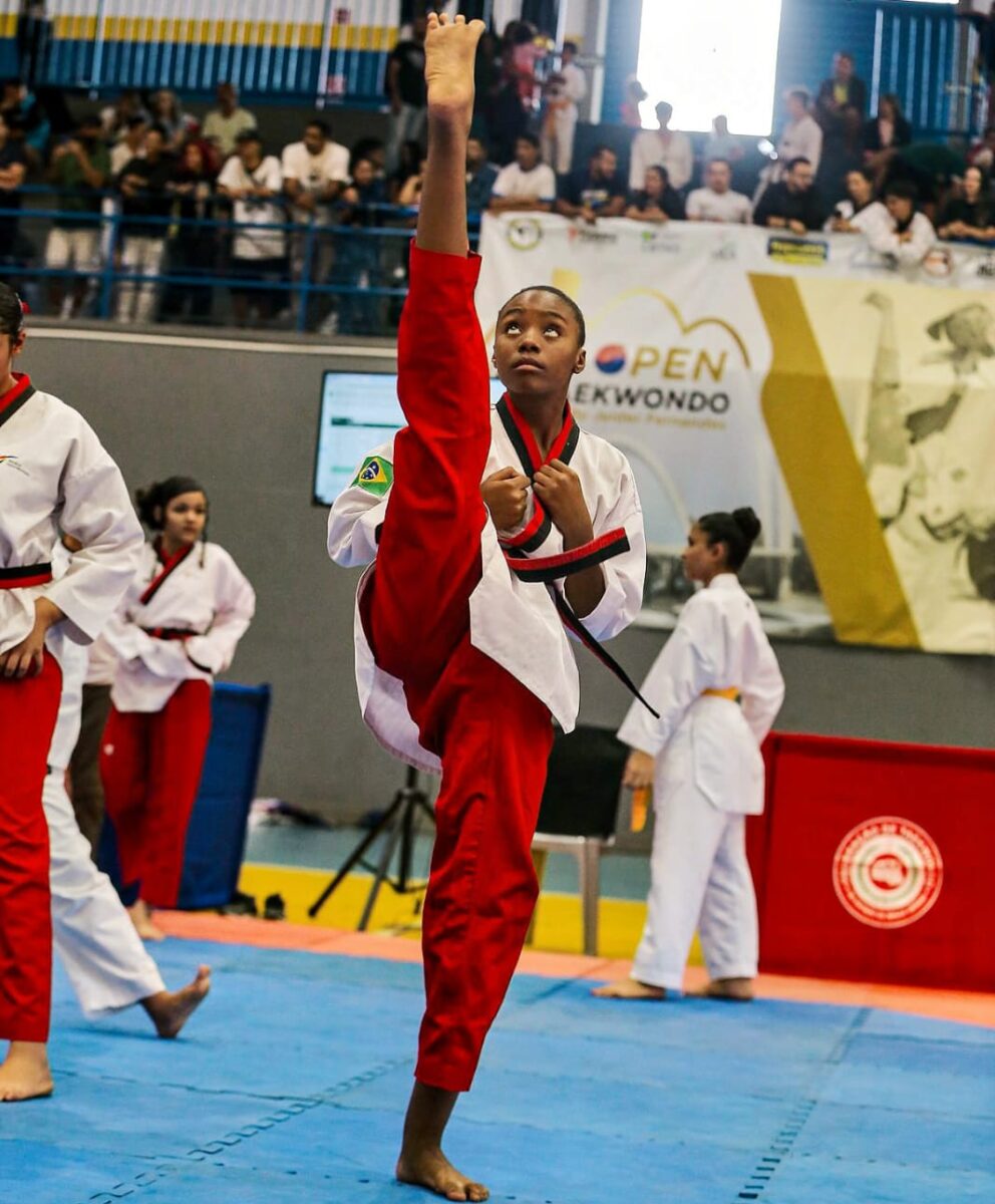 Itabirana Isabele Adriana conquista duas medalhas no Campeonato Brasileiro de Poomsae em São Paulo