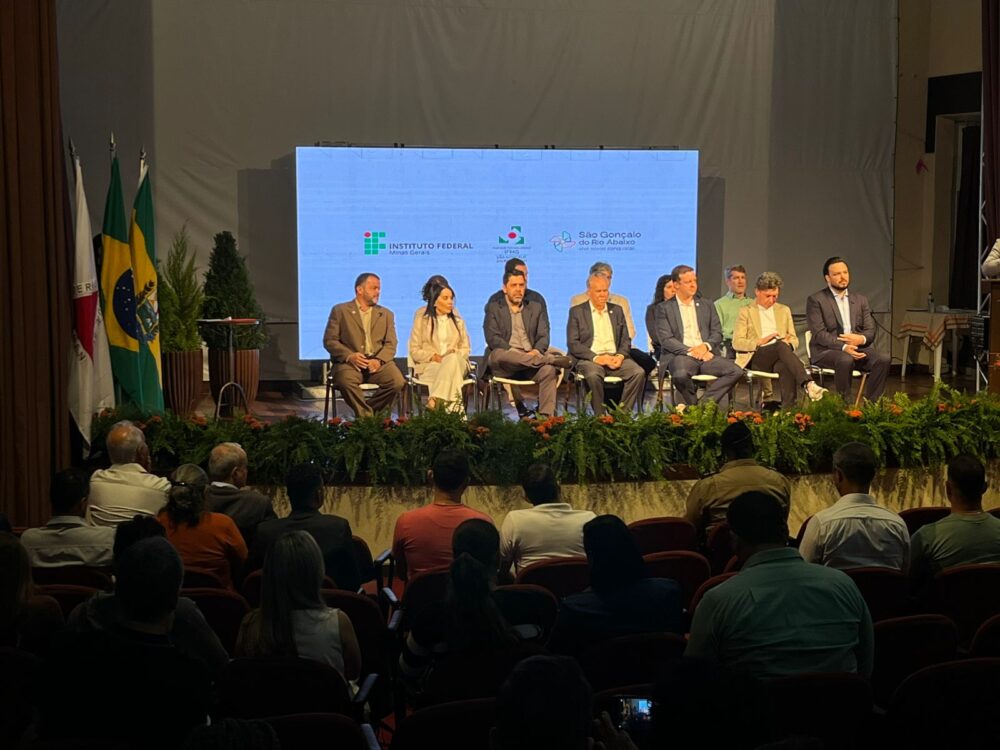 São Gonçalo do Rio Abaixo firma parceria para implantação de Parque Tecnológico do IFMG