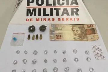 Polícia Militar apreende drogas e motocicleta em Dom Silvério