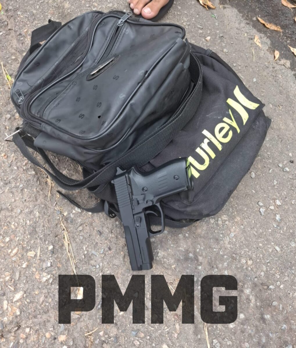 Polícia Militar apreende simulacro de arma de fogo e bicicleta motorizada irregular em Itabira