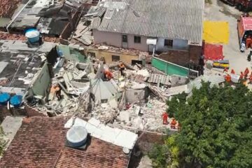 Desabamento de imóvel deixa 2 mortos e feridos em Olinda
