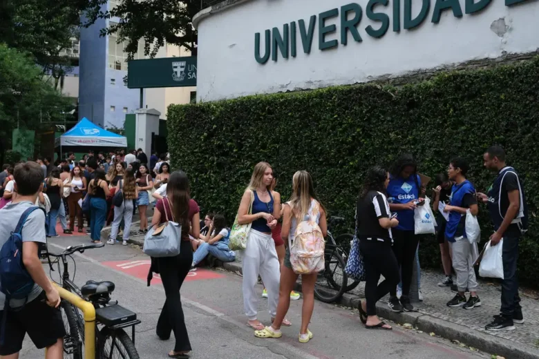 Inep libera gabarito do primeiro dia do Enem 2025