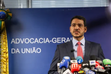 Em nome de Messias, Lula entregará dedos e anéis