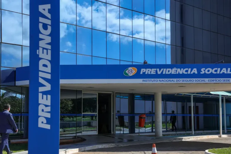 O INSS começa a exigir biometria para concessão de aposentadorias e BPC