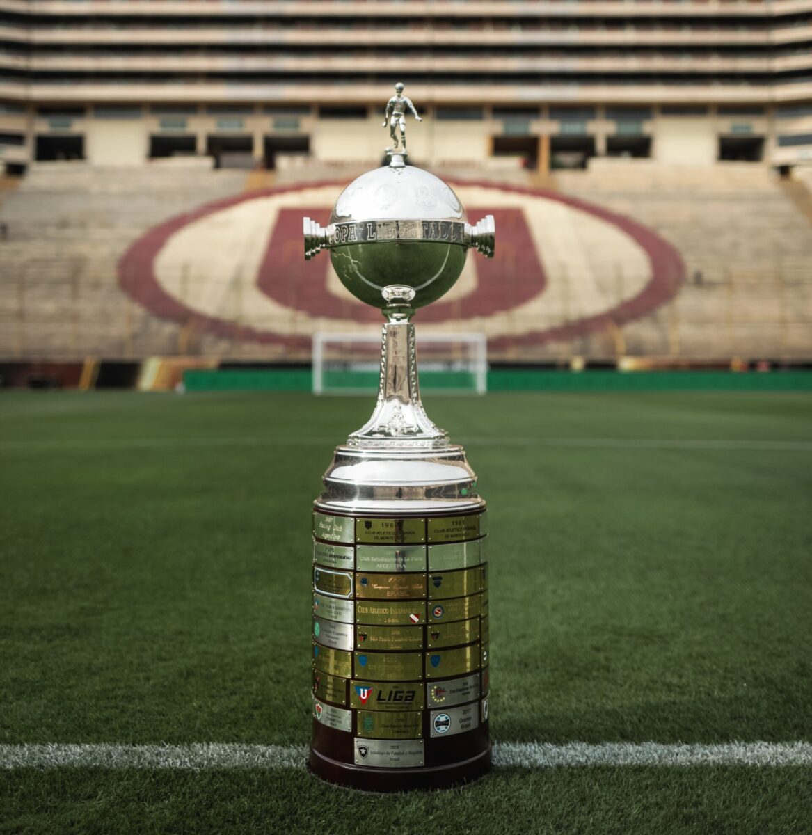 Brasil iguala Argentina com 25 títulos da Libertadores