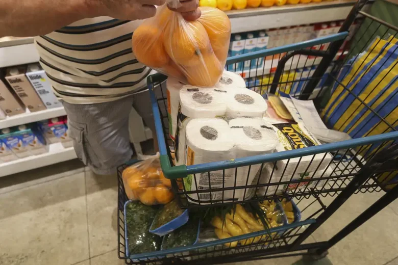 Governo federal reajusta auxílio-alimentação de servidores em 17,5%