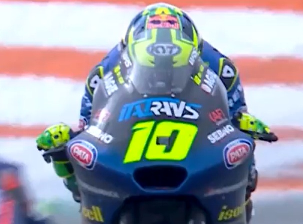 Inédito: Diogo Moreira é campeão da Moto2 e leva o Brasil ao primeiro título na motovelocidade
