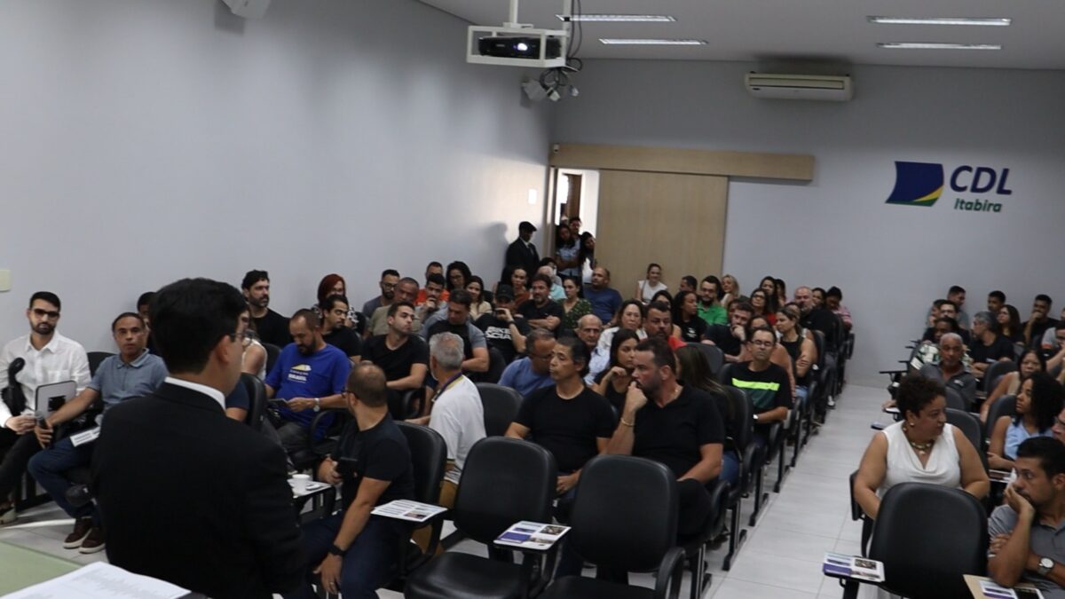 Após determinação da Confederação, CDL Itabira aprova extensão de mandato da diretoria executiva