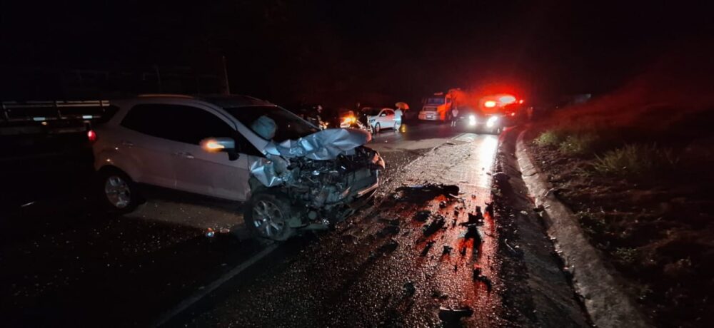 Colisão na BR-262, em Rio Casca, deixa um morto e seis feridos