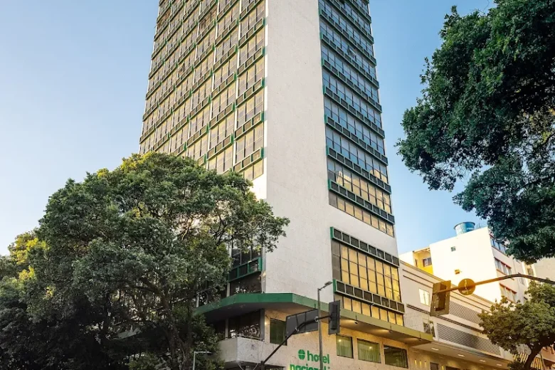 Mãe e filha morrem após queda de prédio no Centro de BH; caso reacende alerta sobre saúde mental e sobrecarga materna