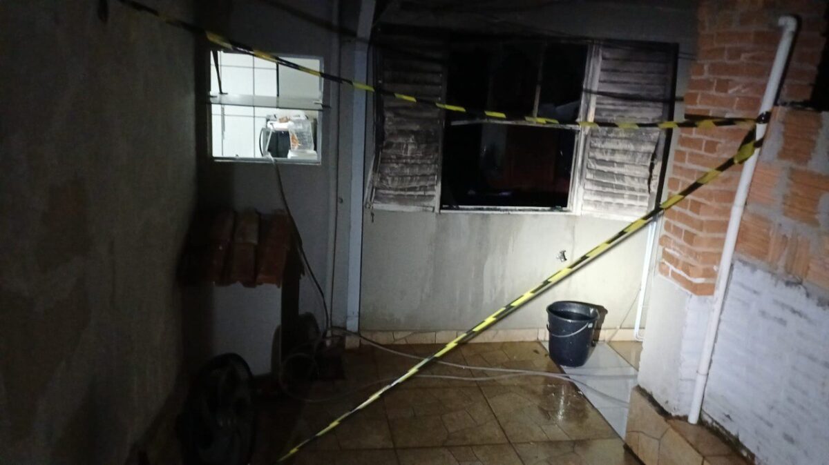Incêndio em residência deixa mãe e criança feridas em Poços de Caldas