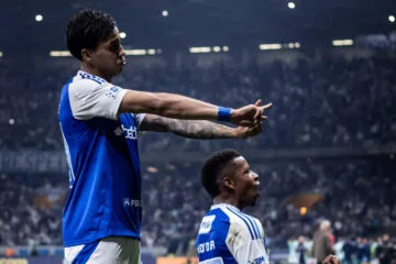Em busca da sétima taça da Copa do Brasil, Cruzeiro encara o Corinthians com transmissão da Caraça FM