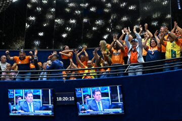 Senado aprova aposentadoria especial para agentes de saúde