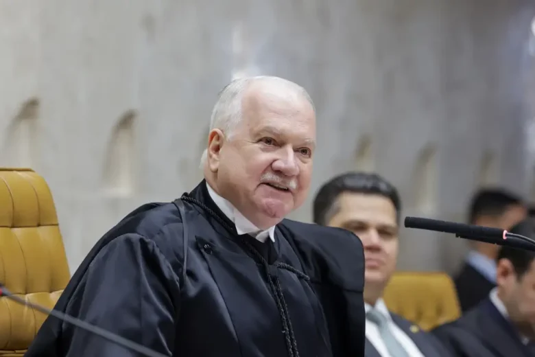 Silêncio de Fachin no caso sobre Moraes e Master intriga ministros no STF