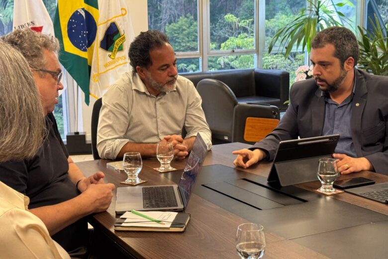 Unifei e Prefeitura avançam para implantação do primeiro curso superior de Inteligência Artificial no campus de Itabira
