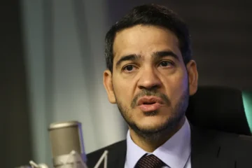 Batalha pelo STF: Messias janta com ministros da Corte e senadores evangélicos