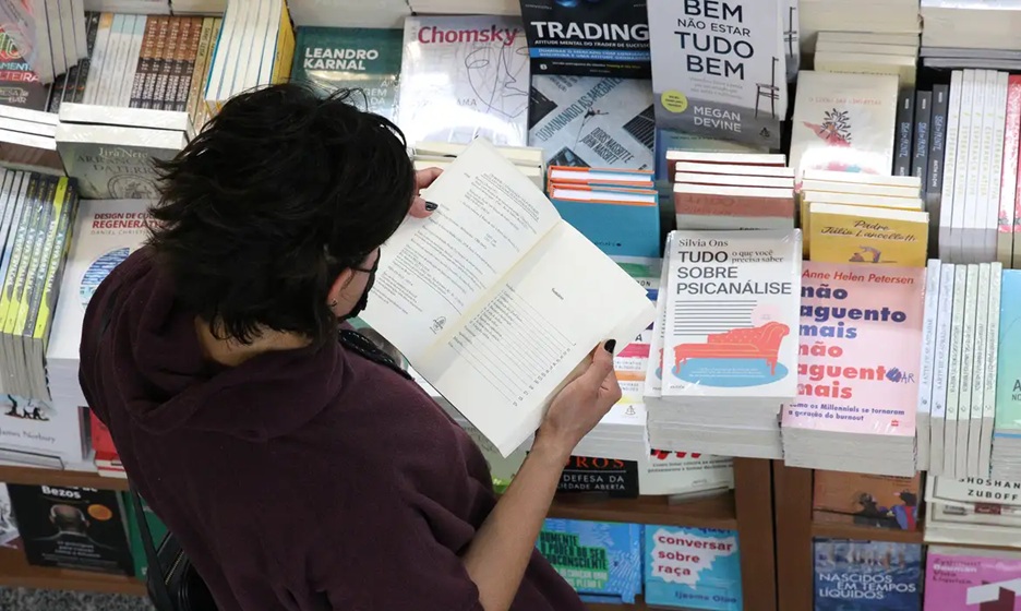 Setor editorial e de livros registra expansão de 13% no Brasil
