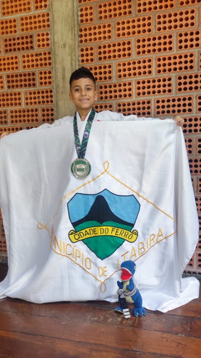 Itabirano Joãozinho conquista vice-campeonato mundial Kids da CBJJE em São Paulo
