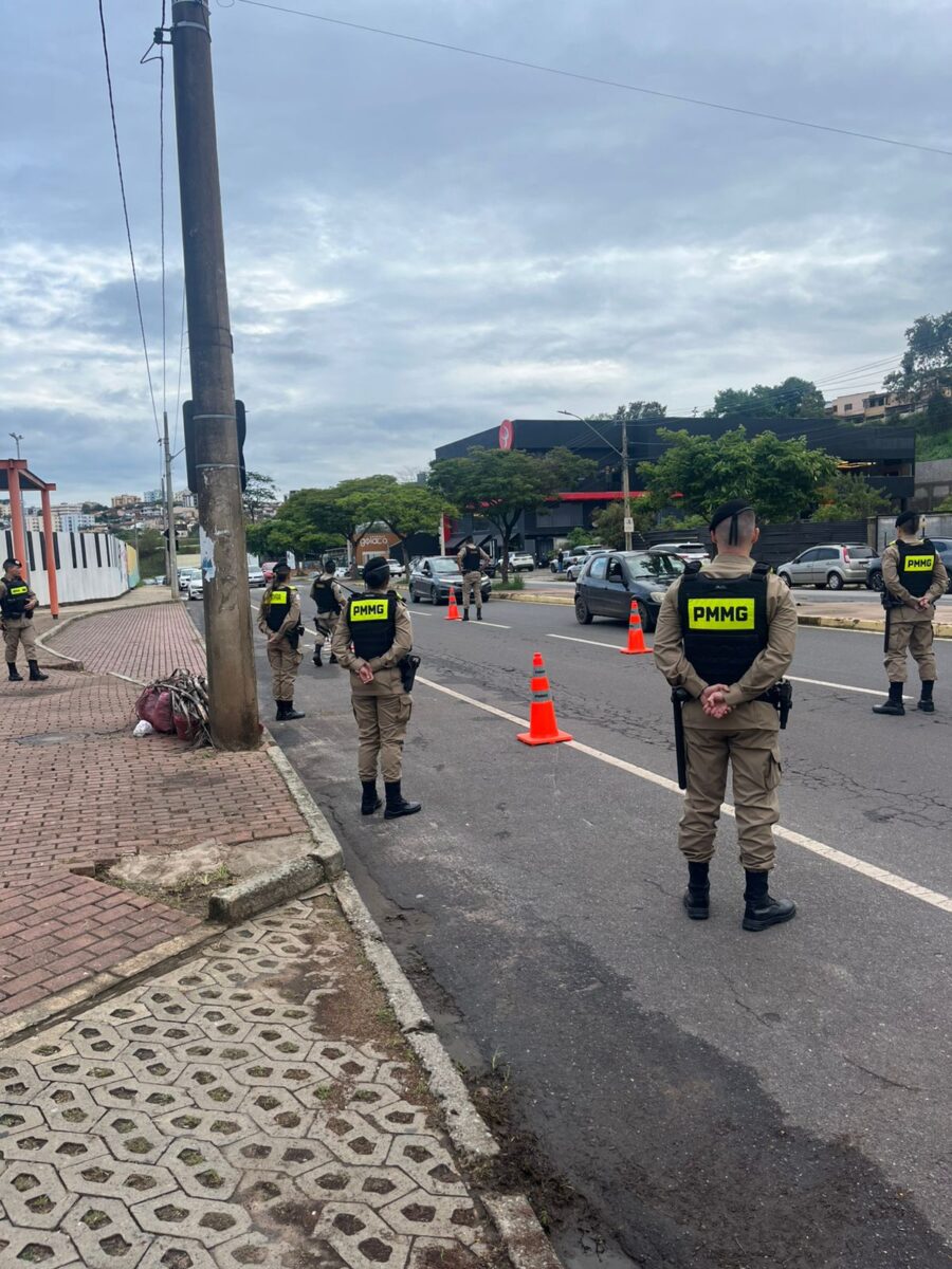 Polícia Militar realiza operação "Cavalo de Aço” em Itabira para coibir manobras perigosas no trânsito