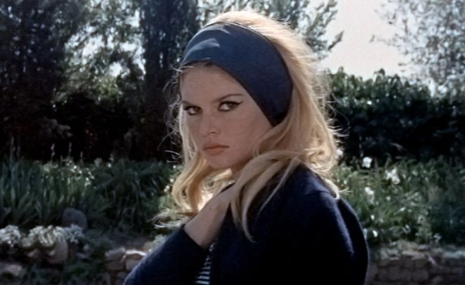 Brigitte Bardot parou o Rio de Janeiro em 1964 e transformou a vida em Búzios