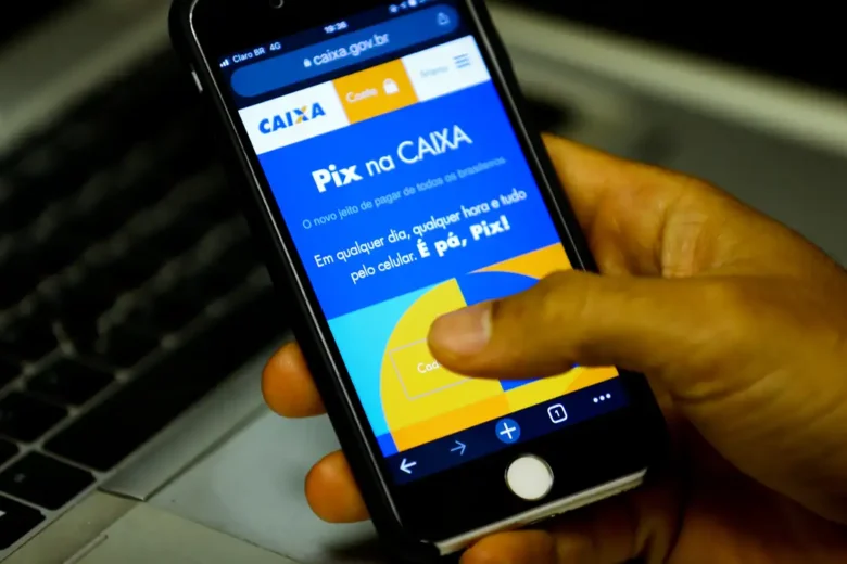 Pix bate recorde e supera 313 milhões de transações em um dia