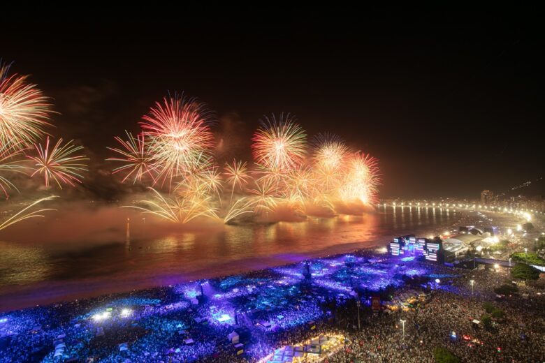 Prefeitura do Rio confirma recorde: Réveillon de Copacabana reúne 2,6 milhões de pessoas