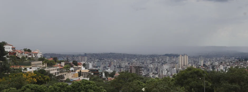 Muitas nuvens e temperaturas amenas. Veja como fica o tempo em BH, Itabira e João Monlevade nesta quarta-feira