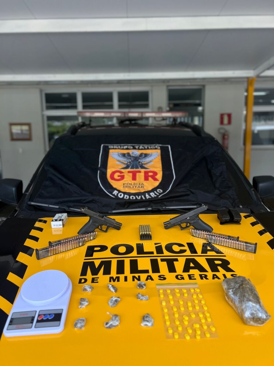Operação policial apreende armas automáticas e drogas ligadas à disputa por pontos de tráfico na Grande BH