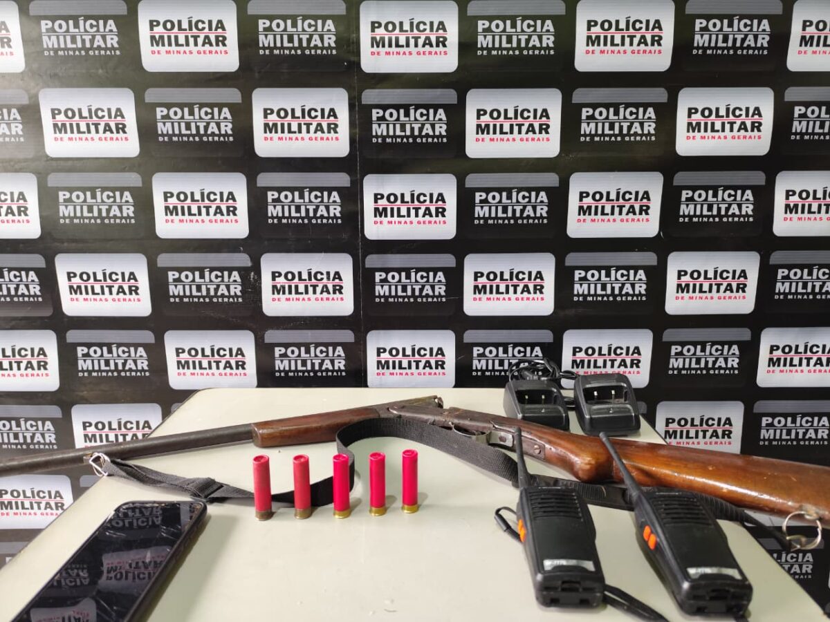 Homem é preso com espingarda e munições durante operação policial em Itambé do Mato Dentro