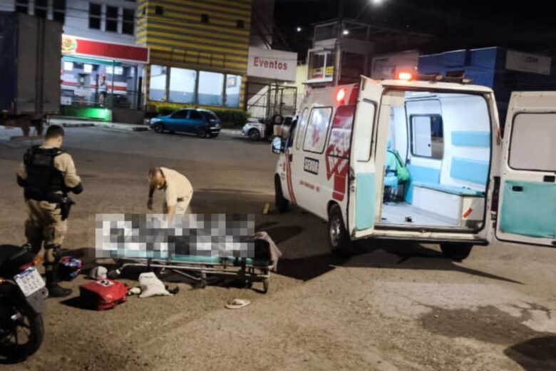 Motociclista de 24 anos fica ferido após queda na BR-381, em João Monlevade