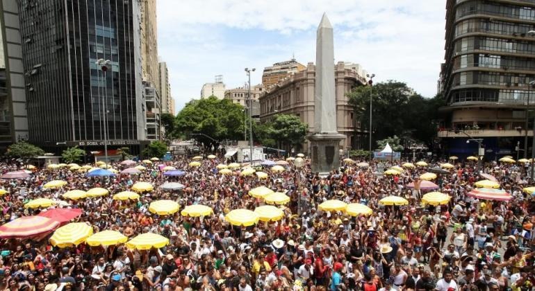 Blocos de rua divulgam nota de repúdio às vésperas da agenda oficial do Carnaval de BH e criticam modelo baseado em megashows