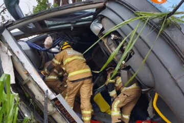Sobe para cinco número de mortos em acidente com ônibus de turismo na BR-365