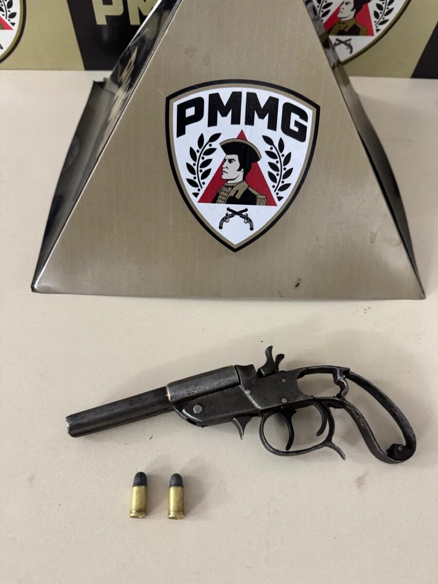 Polícia apreende arma do fogo no bairro Planalto, em João Monlevade