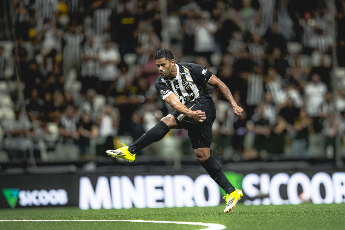 Atlético visita Vitória em busca de um trinfo; Rádio Caraça transmite