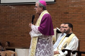 Em despedida marcada por emoção e gratidão, Dom Marco Aurélio Gubiotti afirma: “eu me tornei membro da família da Diocese”