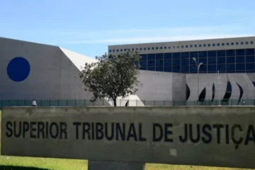 Ministro Marco Buzzi do STJ é alvo de denúncia de importunação sexual