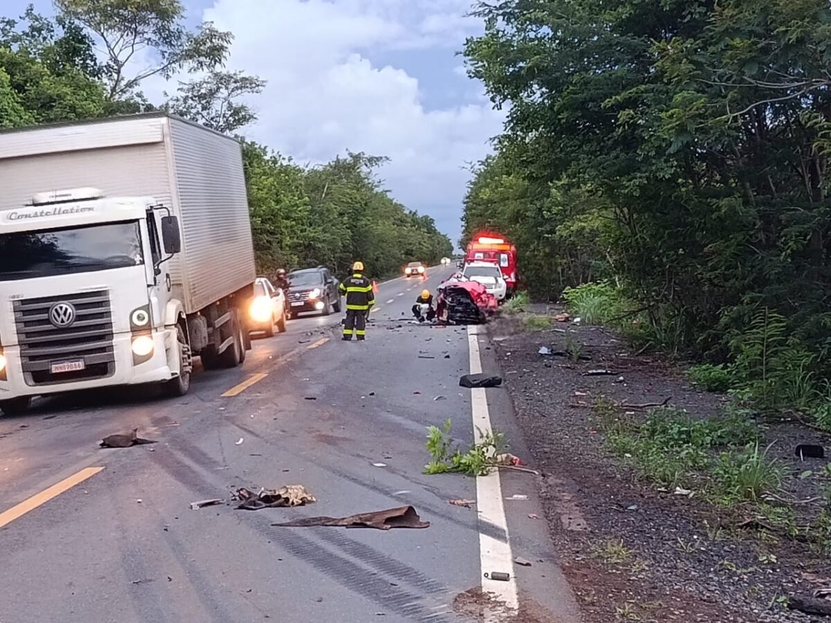 Homem morre em colisão na MG-122, em Janaúba