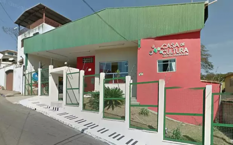 Casa de Cultura de João Monlevade abre vagas remanescentes para Violino, Capoeira e Canto