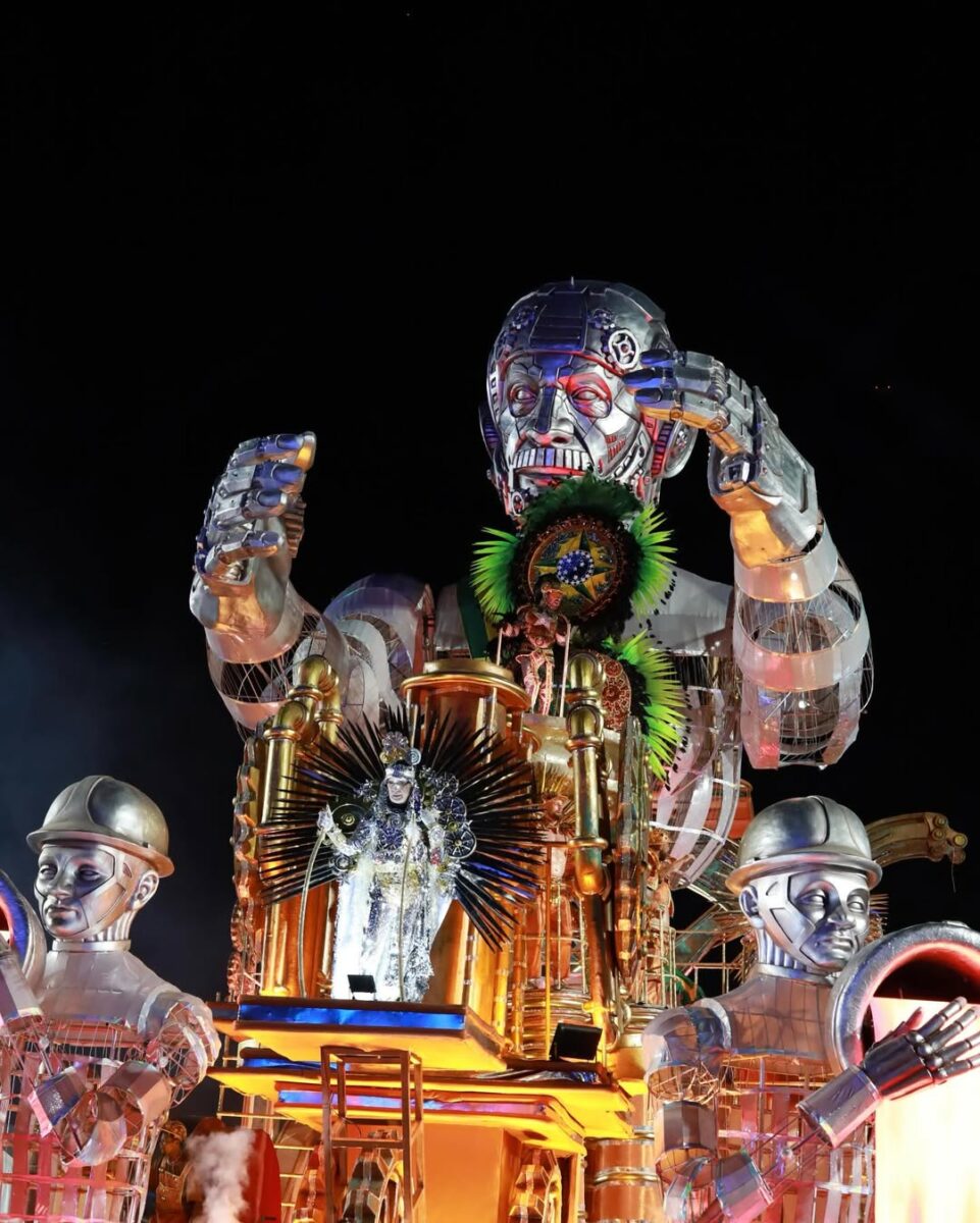 Escola de samba que fez homenagem a Lula é rebaixada para o segundo escalão do carnaval carioca