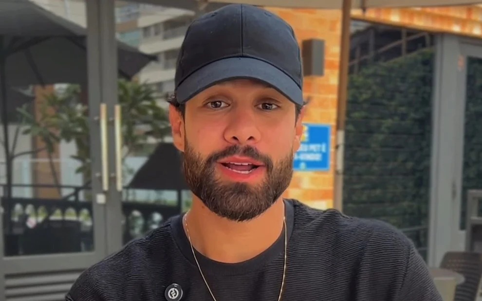 Expulso do BBB 26, Paulo Augusto quebra o silêncio após incidente com Jonas