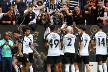 Corinthians vence o Flamengo e conquista a Supercopa do Brasil