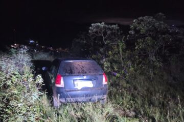 Suspeito foge de operação policial e abandona carro na zona rural de Itambé do Mato Dentro