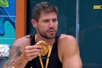 “Tem arroz e feijão à vontade?”: fala de Jonas acirra discussão com Boneco após falta de alho na Xepa no BBB 26